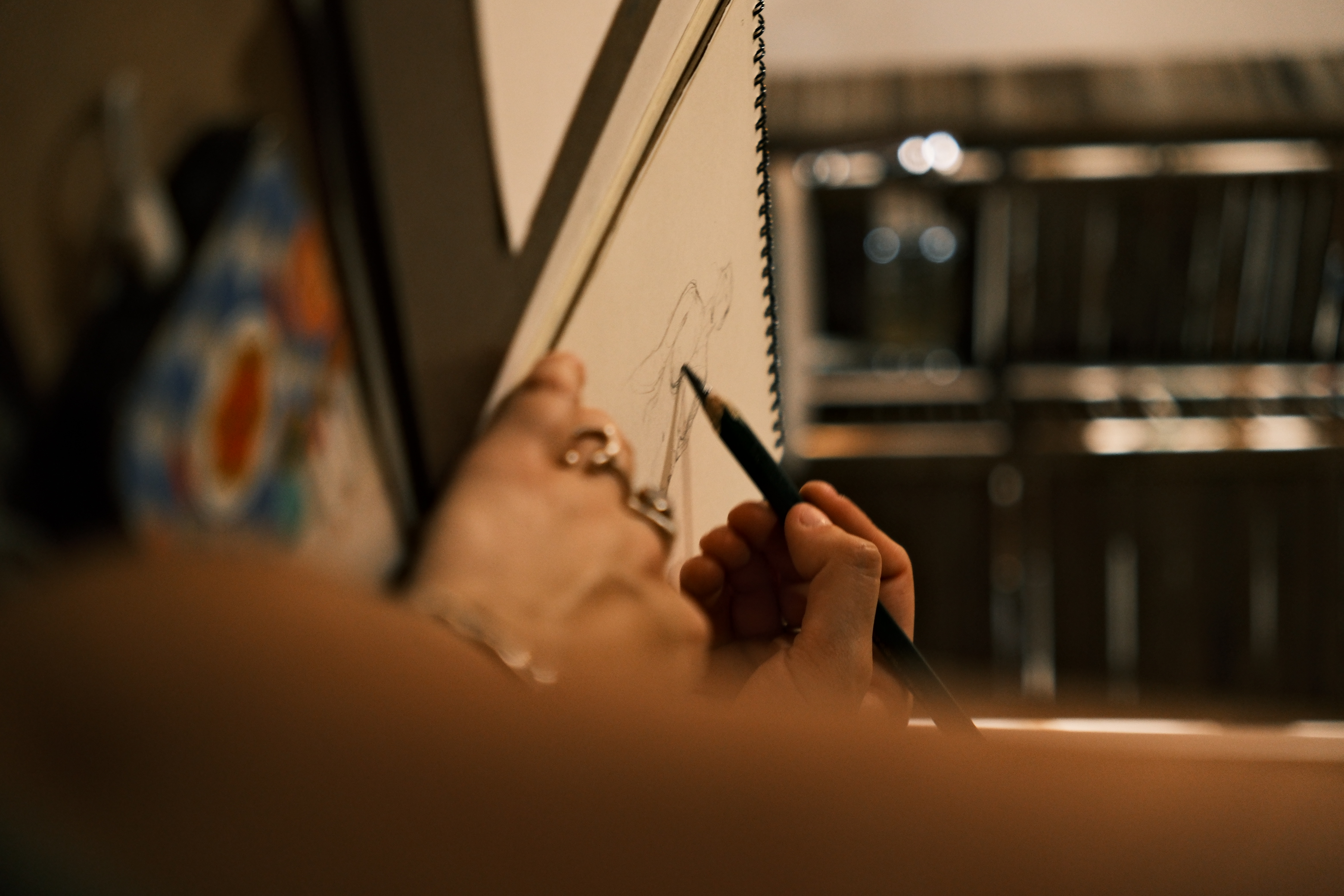 Studio de tatouage Couleur Gris à Moon Creative Workspace, Bordeaux